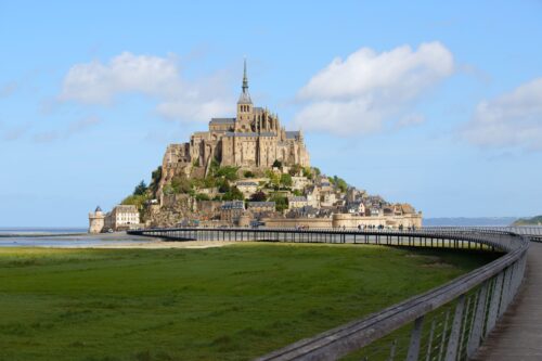mont-saintmichel-tidal-island-situated-france-limit-normandy-brittany-france-fbl