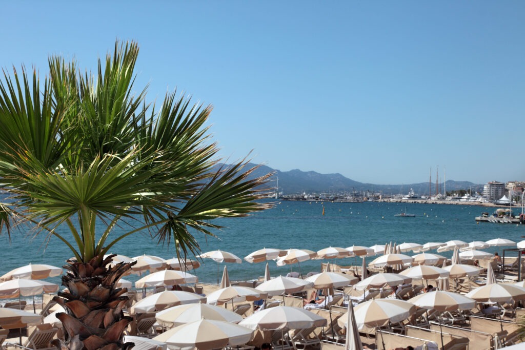 beachfront-scene-cannes-france